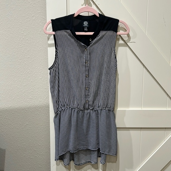 Bobeau sleeveless black and white striped blouse - Picture 1 of 4